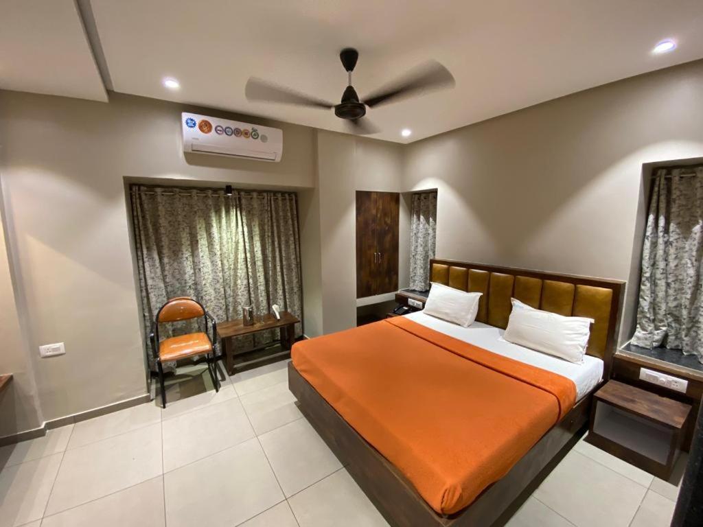 Hotel Vrindavan Deluxe Kolhapur Eksteriør bilde