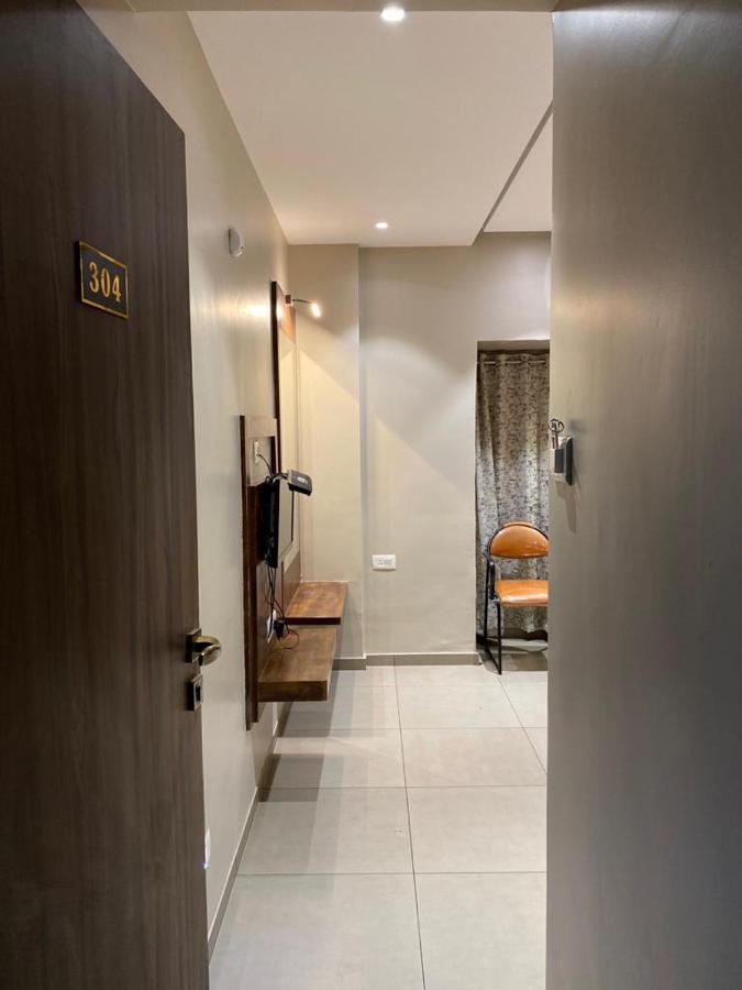 Hotel Vrindavan Deluxe Kolhapur Eksteriør bilde