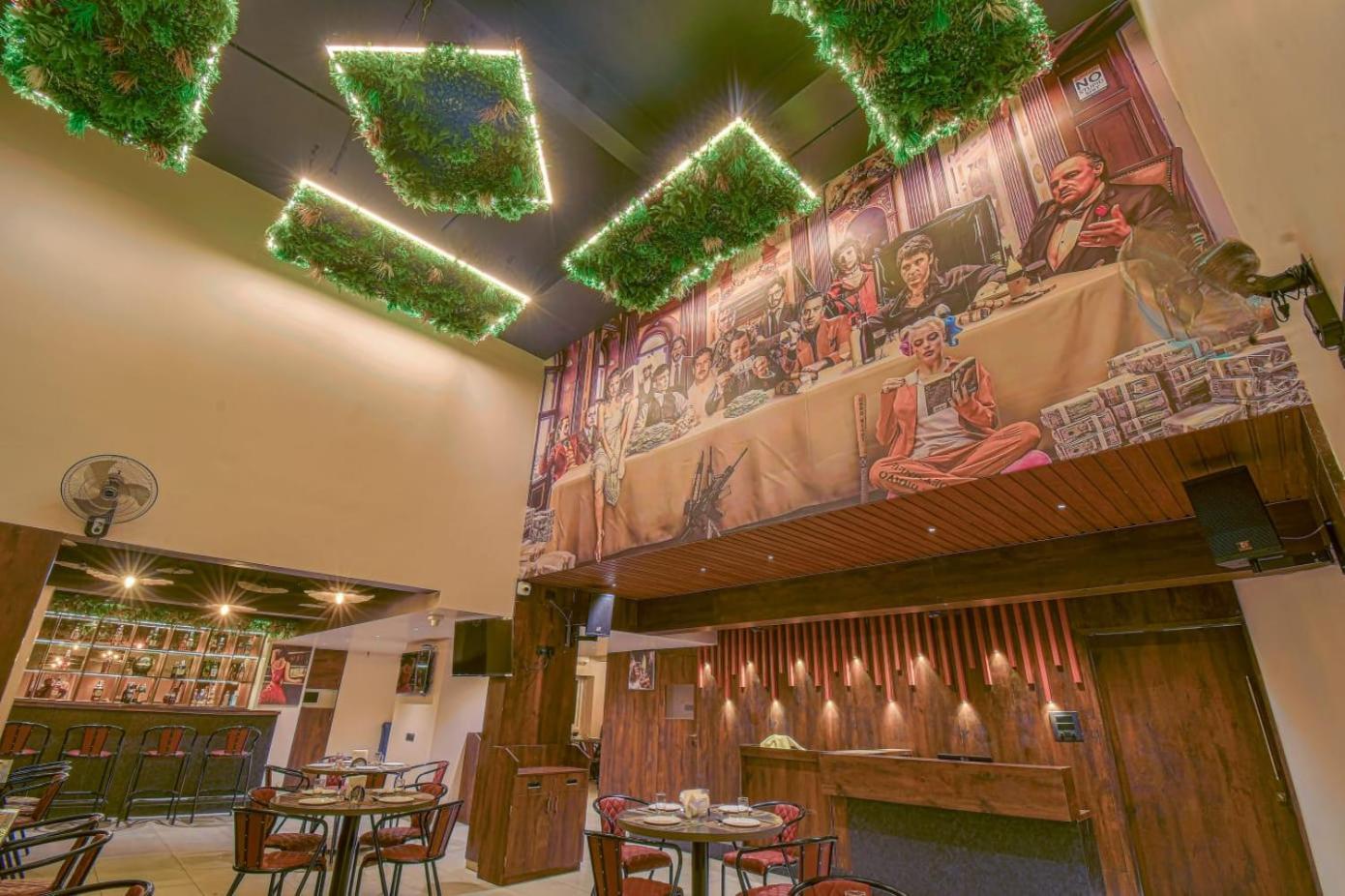 Hotel Vrindavan Deluxe Kolhapur Eksteriør bilde