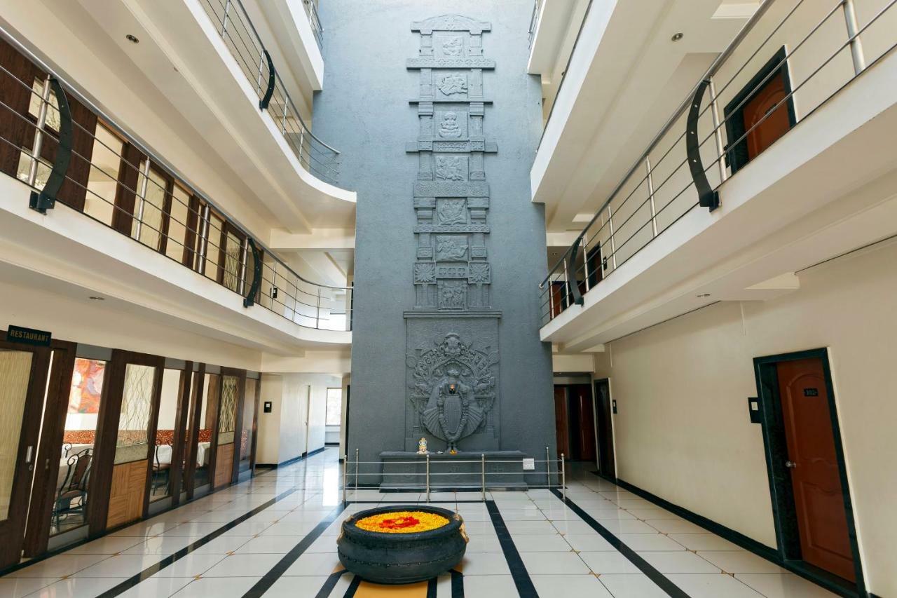 Hotel Vrindavan Deluxe Kolhapur Eksteriør bilde